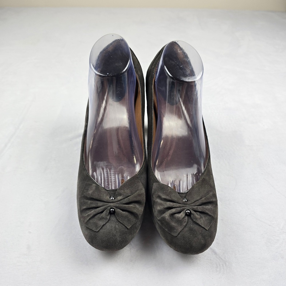 Clarks Artisan Suede Bow Heels Pumps Dressy Dark Gray Size 10N